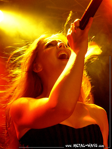 Epica @ Boerderij (Simone Simons)