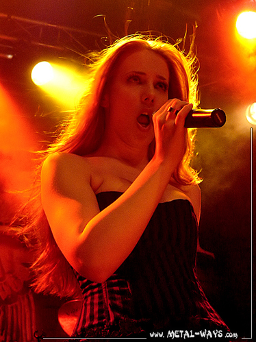 Epica @ Boerderij (Simone Simons)