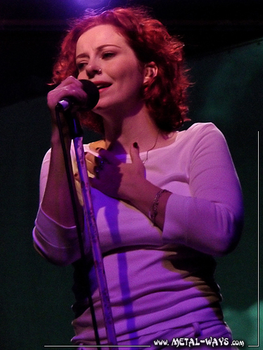 The Gathering @ Le Transbordeur (Anneke Van Giersbergen)