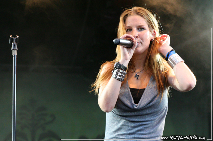 Delain @ Nirwana Tuinfeest (Charlotte Wessels)