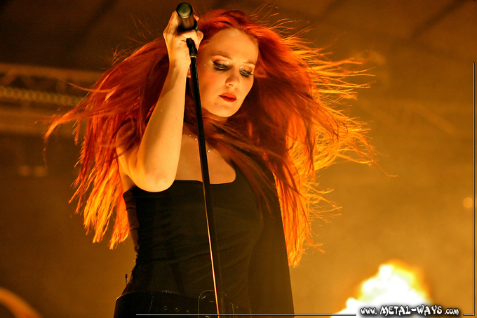 Epica @ Metal Female Voices (Simone Simons)