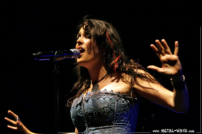 Within Temptation @ Zenith (Sharon Den Adel)