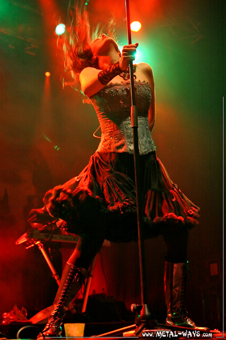 Within Temptation @ 013 (Sharon Den Adel)