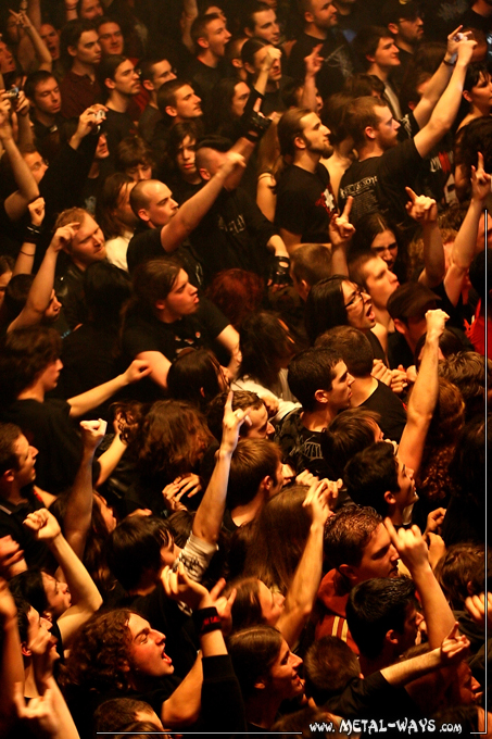 Arch Enemy @ Le Bataclan (Audience)