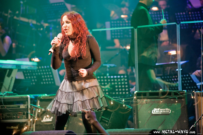Christmas Metal Symphony @ 013 (Marcela Bovio from Stream Of Passion)