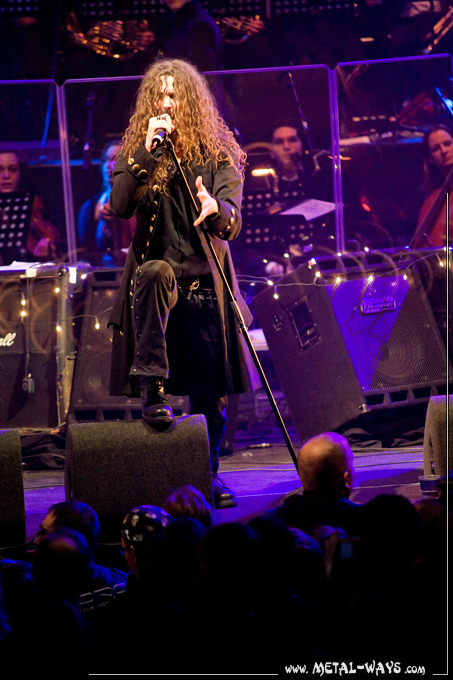 Christmas Metal Symphony @ 013 (Mats Lven from Therion)