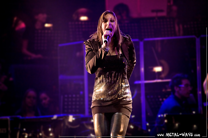 Christmas Metal Symphony @ 013 (Floor Jansen from After Forever)