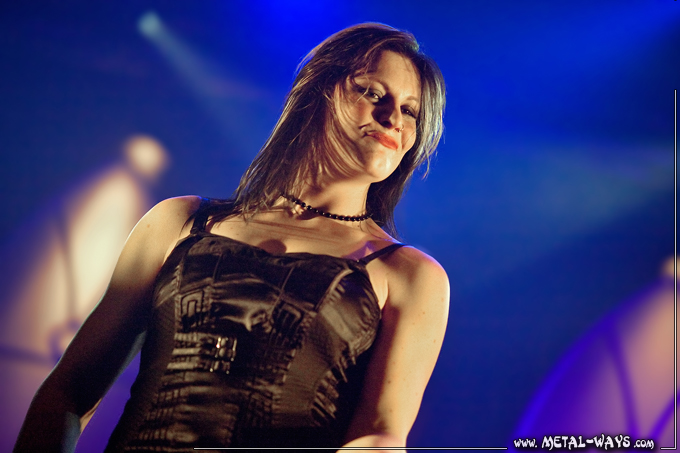 Christmas Metal Symphony @ 013 (Floor Jansen from After Forever)