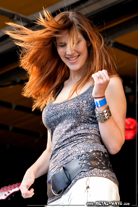 Delain Trailerpop Charlotte Wessels 