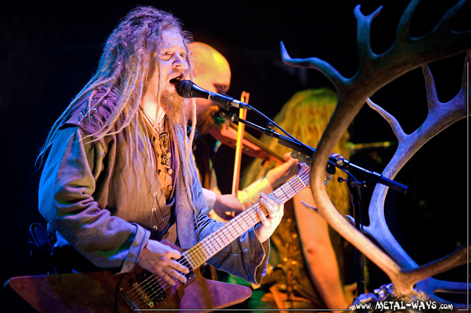 Korpiklaani @ Jas Rod (Jonne Jrvel)