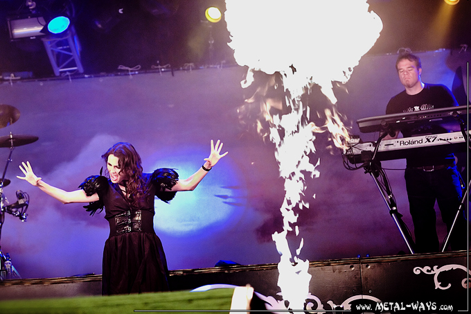 Within Temptation @ Appelpop (Sharon Den Adel)