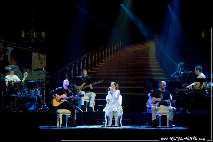 Within Temptation @ Muziekcentrum (Ruud Jolie, Mike Coolen, Jeroen Van Veen, Sharon Den Adel, Robert Westerholt, Martijn Spierenburg) Theater Tour Enschede