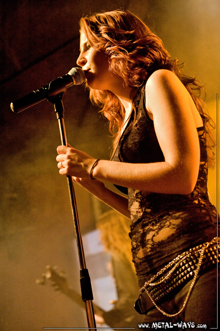 Delain @ La Scene Bastille (Charlotte Wessels)