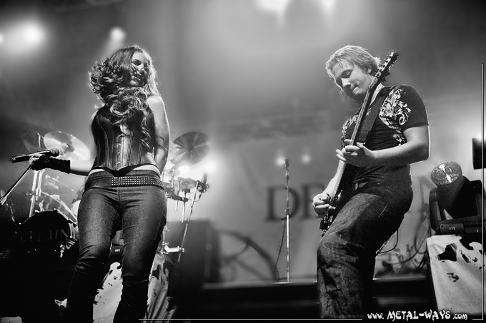 Delain Novemberrain @ De Broerenkerk (Charlotte Wessels, Ronald Landa)